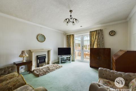 5 Beech Close, Clayton Le Dale, Blackburn, BB1 9JF