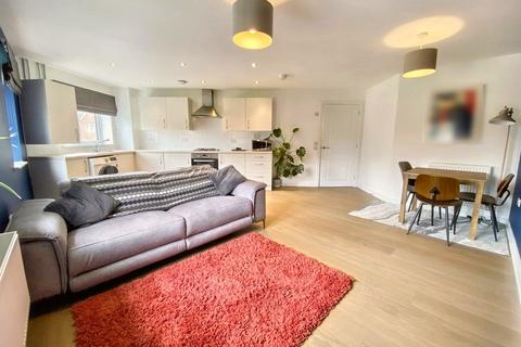 1 bedroom flat for sale, Holland Drive, Medstead, Alton, Hampshire