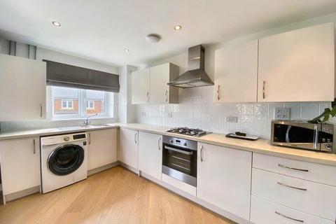 1 bedroom flat for sale, Holland Drive, Medstead, Alton, Hampshire