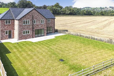 4 bedroom detached house for sale, Breidden View, Llansantffraid