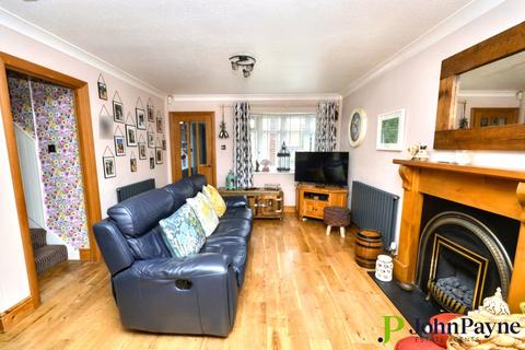 3 Alex Grierson Close, Binley, Coventry, CV3 2QJ