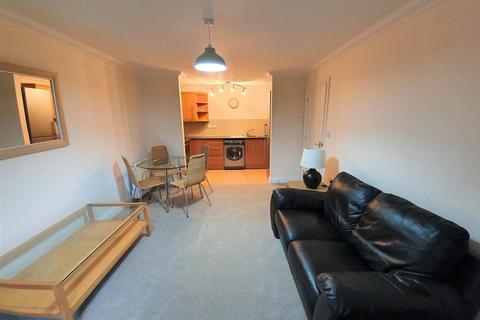 2 bedroom flat to rent, Great Eastern Court, Lower Clarence Road, Norwich