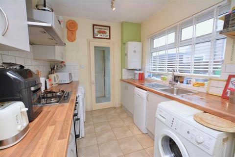 3 bedroom terraced house for sale, Edmund Road, Mitcham CR4