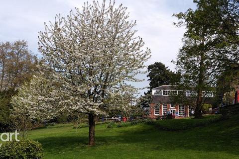 2 bedroom flat for sale, New North Road, EXETER