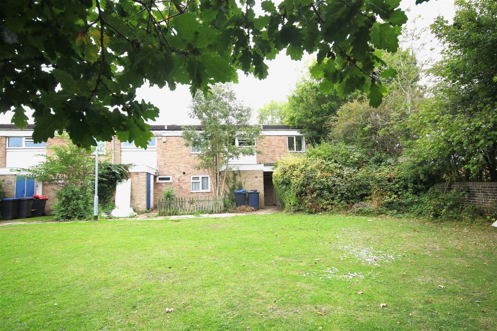 Downs Road, Canterbury 6 bed house for sale £365,000