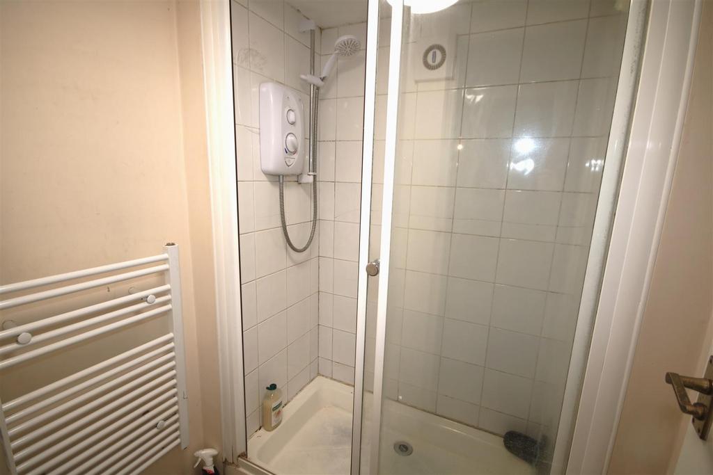 Shower Room.JPG