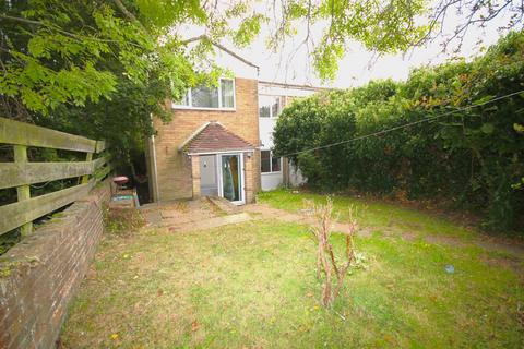 121 Downs Road, Canterbury, CT2 7TW