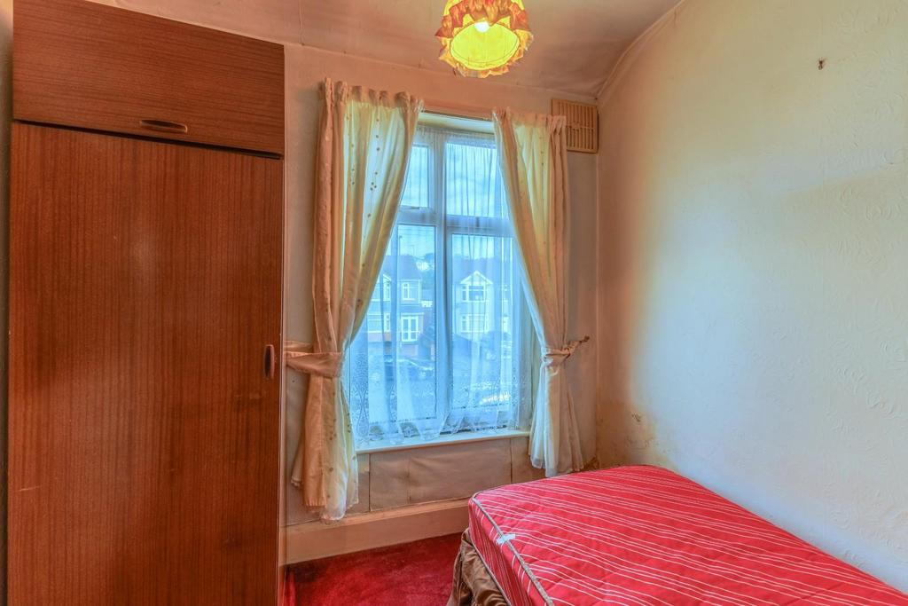 6 R1 A6873-HDR.jpg