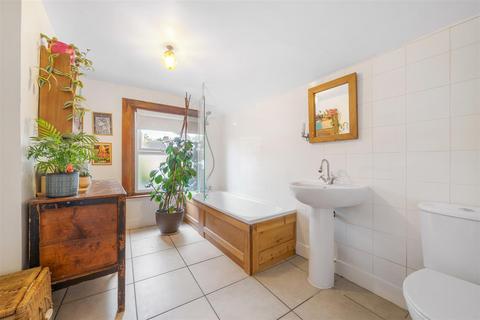 31 Raleigh Road, London, SE20 7JE