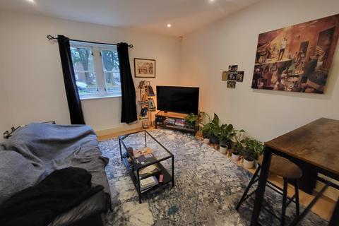 1 bedroom flat for sale, Raby Street, Manchester. M16 7DJ