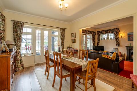 5 bedroom semi-detached house for sale, Aldwick Avenue, Aldwick, Bognor Regis