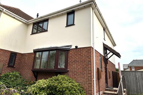 3 bedroom end of terrace house to rent, Drakes Gardens, Exmouth EX8