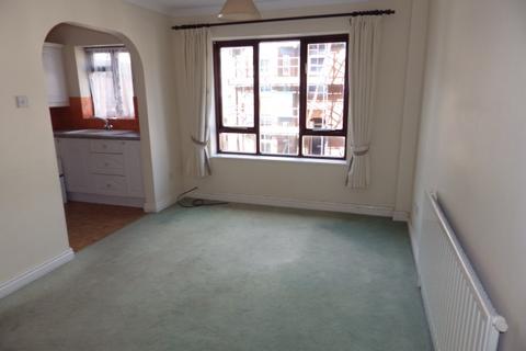 2 bedroom townhouse to rent, Egremont Road, Exmouth EX8