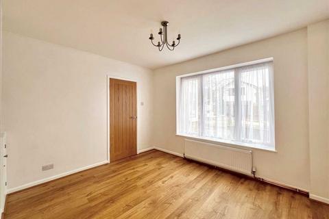 2 bedroom end of terrace house for sale, Leigh on Sea SS9