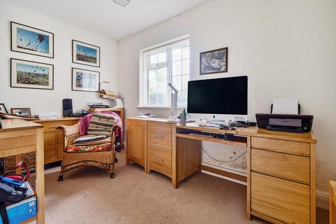 Brambledown Badgers Holt, Storrington, Pulborough, RH20 3ET