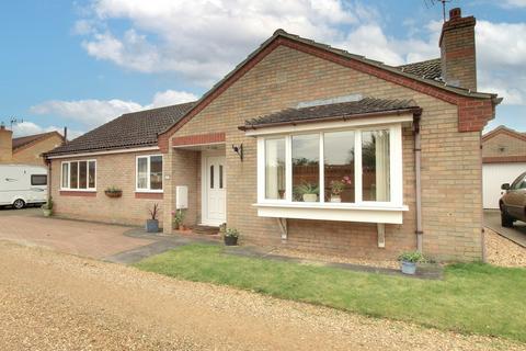 3 bedroom detached bungalow for sale, Old Forge Gardens, Chatteris