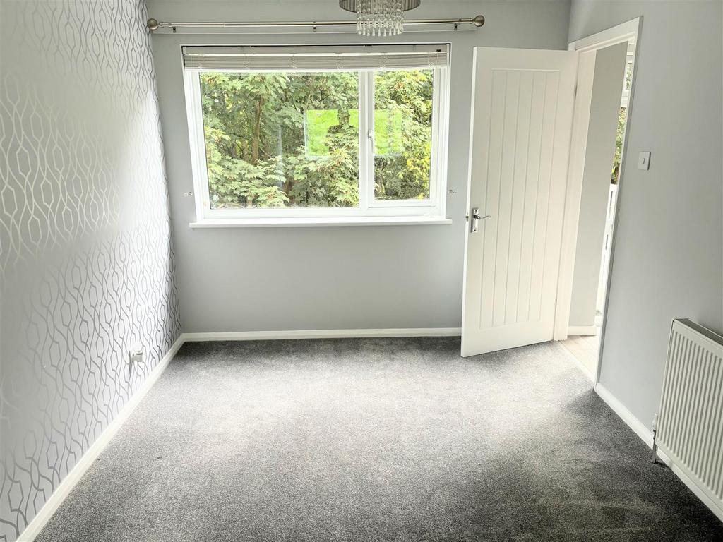 Frobisher Drive, Saltash 3 bed semidetached house to rent £1,000 pcm