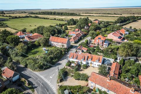 2 bedroom cottage for sale, Stiffkey