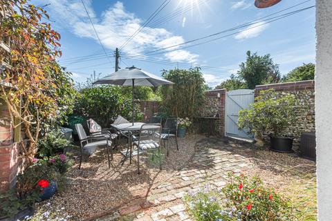 2 bedroom cottage for sale, Stiffkey