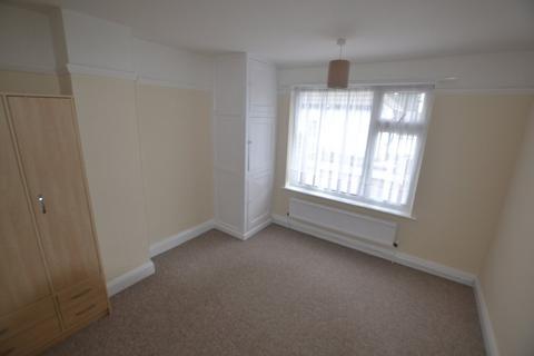 6 Manor Road, Thurmaston, Leicester, LE4 8AG
