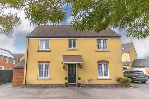 4 bedroom detached house for sale, Sandbourne Road, Swindon SN25