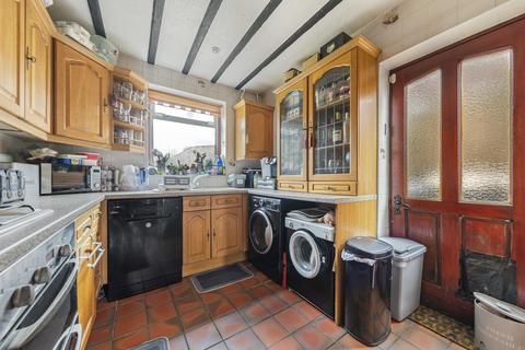 198 Orchard Way, Beckenham, BR3 3EU