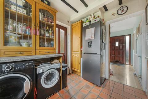 198 Orchard Way, Beckenham, BR3 3EU