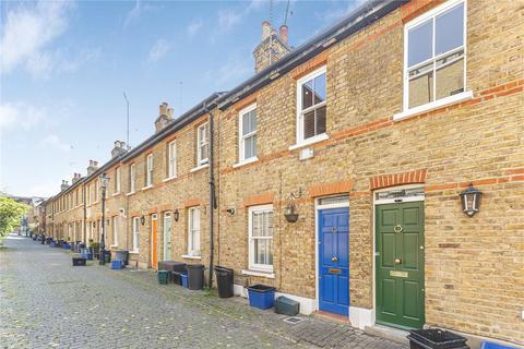 2 bedroom terraced house for sale, St. James's Cottages, Richmond, Surrey, TW9