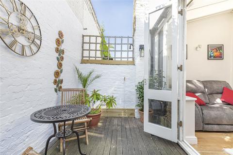 2 bedroom terraced house for sale, St. James's Cottages, Richmond, Surrey, TW9