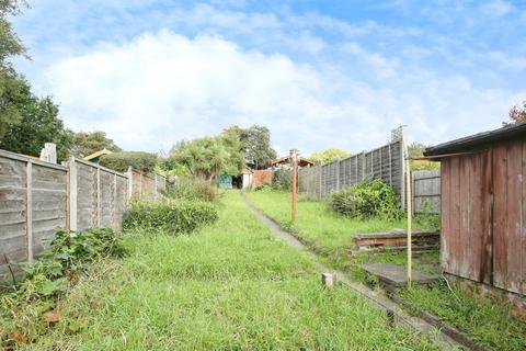 2 bedroom end of terrace house for sale, Coleshill Road, Chapel End