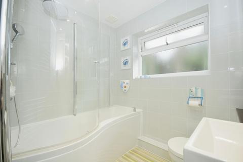 74 Stapleton Road, Orpington, BR6 9TN