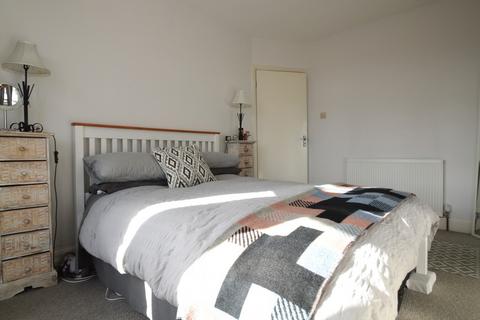 47 Woodhurst Road, London, SE2 0HF