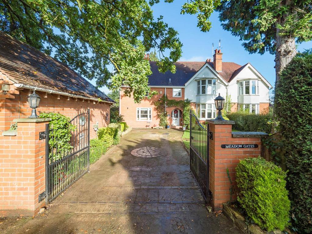 Meadow Gate External-1.jpg