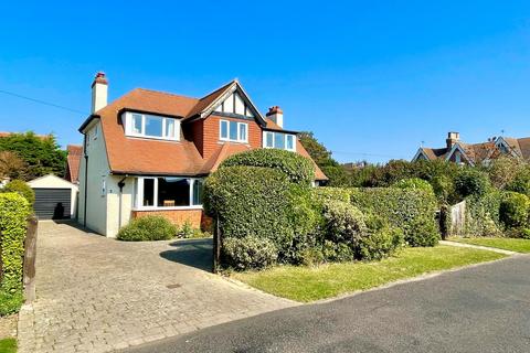 4 bedroom detached house for sale, Cudlow Avenue, Rustington