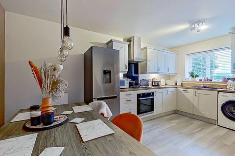 37 Ragley Close, Tamworth, B79 7SW