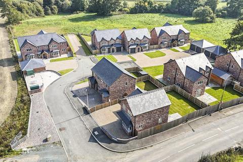 3 bedroom detached house for sale, Breidden View, Llansantffraid