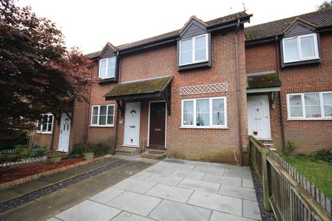 2 bedroom terraced house to rent, Woodstock, Knebworth