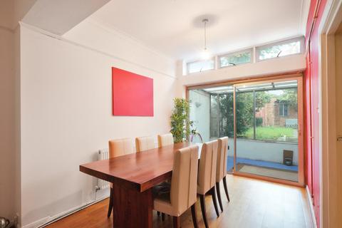 4 bedroom terraced house for sale, Norbury Crescent, London SW16