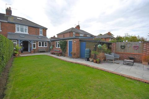 3 bedroom semi-detached house for sale, Hornsby Road, Doncaster DN3