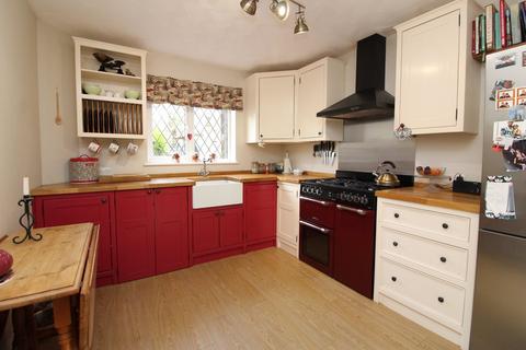 4 bedroom detached house for sale, Upton End Road, Shillington, Hitchin, SG5