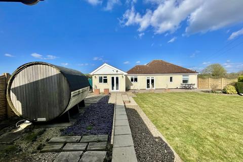 3 bedroom detached bungalow for sale, Main Road, Spilsby PE23