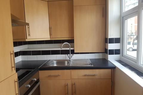 1 bedroom flat to rent, Station Road, Herts WD3