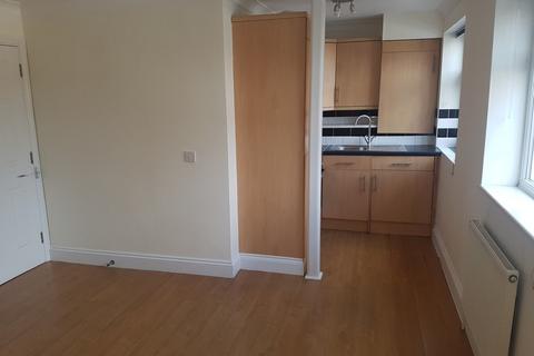 1 bedroom flat to rent, Station Road, Herts WD3