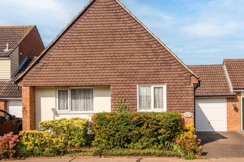 2 bedroom link detached house for sale, Wedgwood Way, Rochford SS4