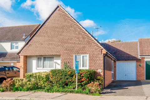 2 bedroom link detached house for sale, Wedgwood Way, Rochford SS4