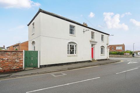 2 bedroom semi-detached house for sale, White Swan Close, Coningsby, Lincoln