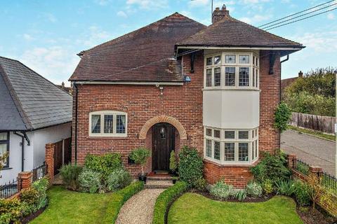 4 bedroom detached house for sale, St. Fabians Drive, Chelmsford