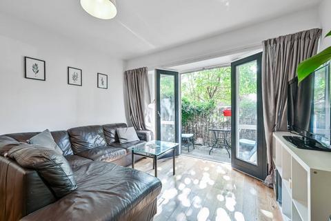 3 bedroom flat for sale, Stepney Way, Stepney, London, E1