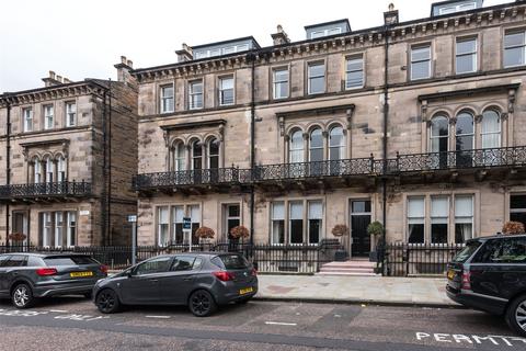 2 bedroom apartment to rent, Rothesay Place, Edinburgh