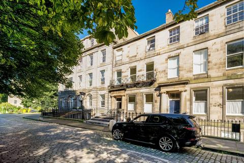 2 bedroom apartment to rent, Royal Crescent, Edinburgh, Midlothian